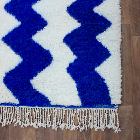 Blue Moroccan Wool Rug, White Zigzag Berber Rug, Handmade Geometric Area Carpet, Modern Beni Ourain Rug