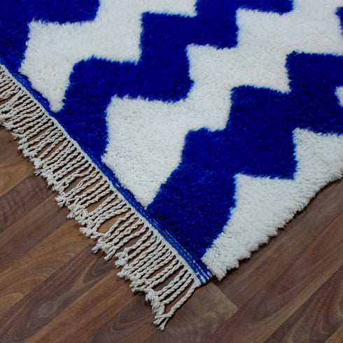 Blue Moroccan Wool Rug, White Zigzag Berber Rug, Handmade Geometric Area Carpet, Modern Beni Ourain Rug