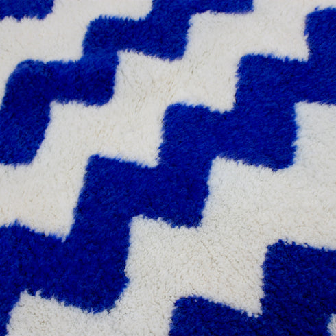 Blue Moroccan Wool Rug, White Zigzag Berber Rug, Handmade Geometric Area Carpet, Modern Beni Ourain Rug