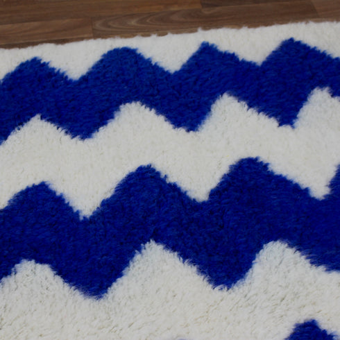 Blue Moroccan Wool Rug, White Zigzag Berber Rug, Handmade Geometric Area Carpet, Modern Beni Ourain Rug