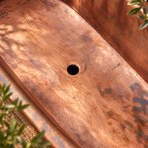 Handcrafted Vintage Freestanding Copper Bathtub with Smooth Finish