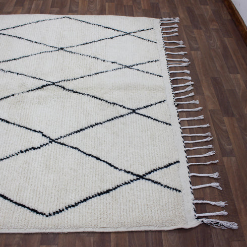 Moroccan Wool Rug, Black White Diamond Berber Rug, Handmade Beni Ourain Area Carpet, Boho Wool Rug
