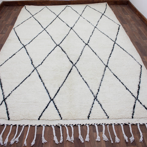 Moroccan Wool Rug, Black White Diamond Berber Rug, Handmade Beni Ourain Area Carpet, Boho Wool Rug