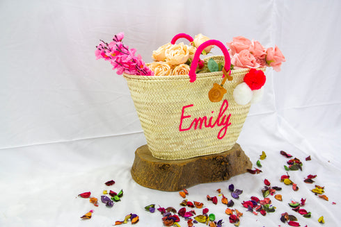 Customized Beach Basket purse for bride, Custom beach bag, gift for her, Girls Trip Bag Pompoms