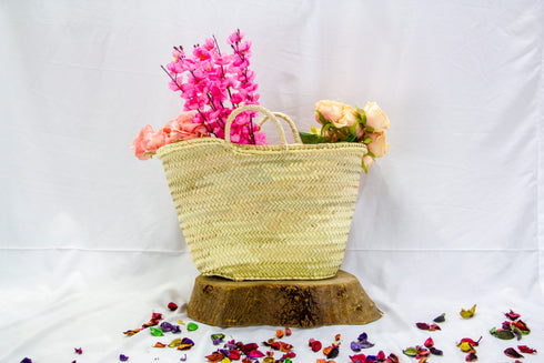 Customized Beach Basket purse for bride, Custom beach bag, gift for her, Girls Trip Bag Pompoms