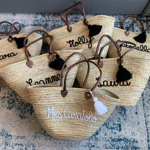 Customized straw bags Personalized WEDDING GUEST GIFT Monogrammed Bag Bridal Shower Bags - Custom Beach Bag - Straw Tote - Embroidered Bag