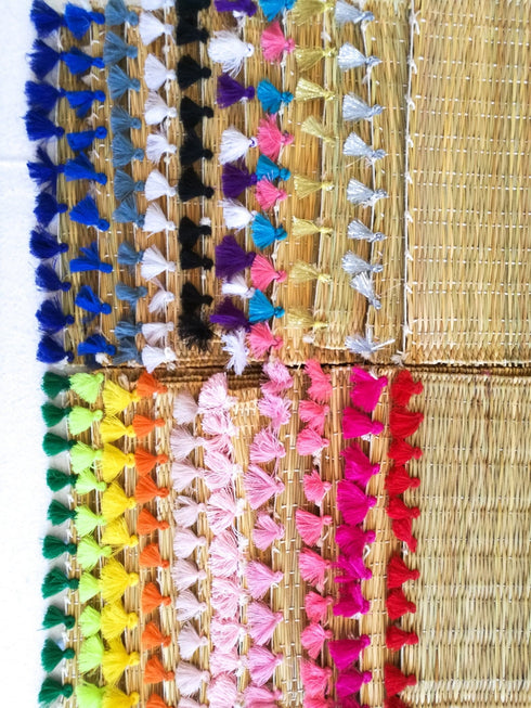 Tassel Placemat Set of 4, Handwoven Rattan Placemat, Natural Placemats, Boho Decor, Moroccan Decor, Vintage Tablemats, Rustic Placemats