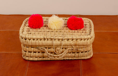 Box Pompom, Bridesmaid Personalized Party bridal handbag Box Lunch School Handmade Straw Bread Box, Baby Gift