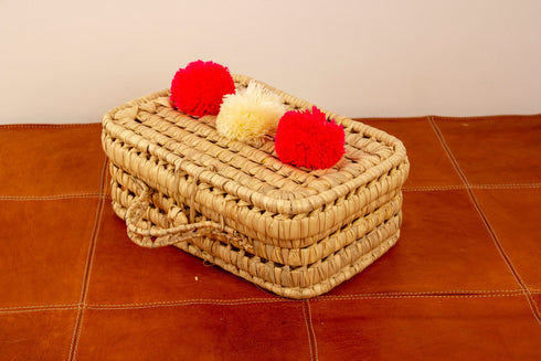 Box Pompom, Bridesmaid Personalized Party bridal handbag Box Lunch School Handmade Straw Bread Box, Baby Gift